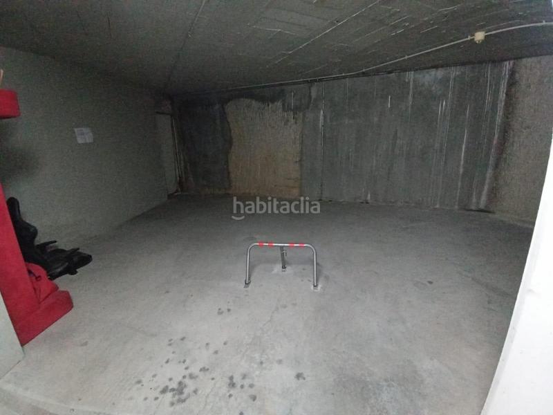 Foto f7f52709-e71b-4ac6-b79c-8fbc6eaa3830. Autoparkplatz in Can Boada Terrassa