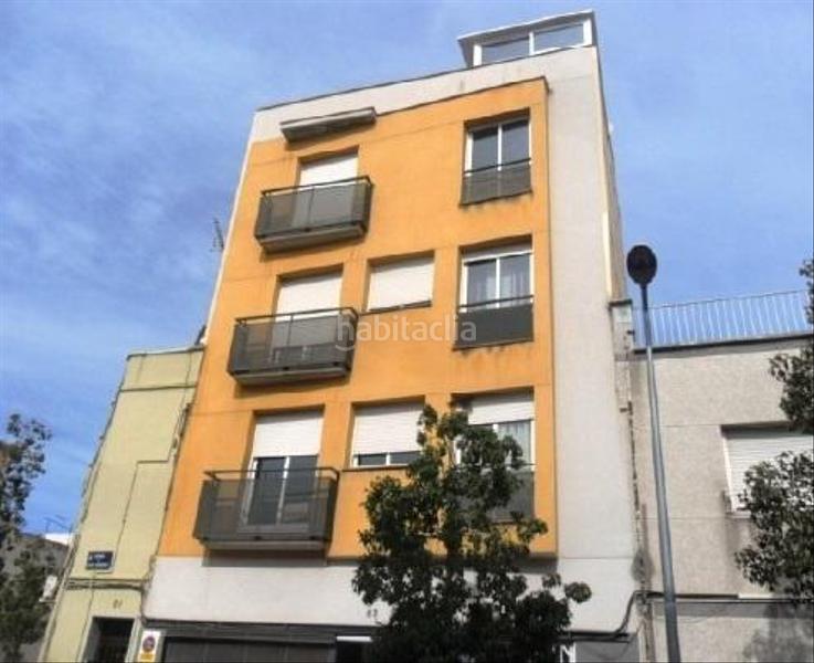 Foto 0d40d344-ab10-42b4-8f92-42ed80bf327a. Parking voiture dans Ca n'Anglada Terrassa