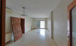 Etagenwohnung in Concòrdia. Piso para reformar de 4 habitaciones