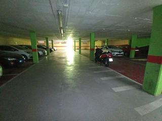 Aparcament cotxe a Mercat. Promoción parking y trasteros plana de can bertran