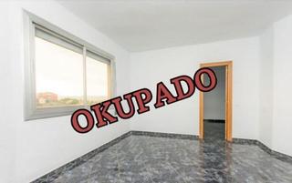 Pis a Can Rull. Okupadocifuentes piso 3 habitaciones