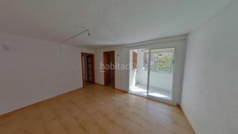 Foto 97a52701-88ac-4b60-8952-4d269cabeed1. Etagenwohnung in Els Merinals Sabadell