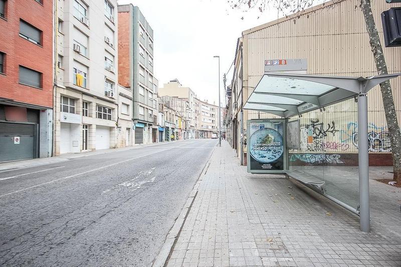 Foto d0da801f-1882-47aa-9941-e8bc02072d88. Location local commercial dans Gràcia Sabadell