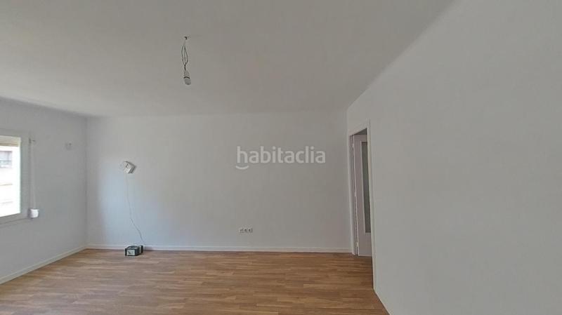 Foto d5da53bb-e350-4738-a73b-32176b127d57. Flat in Creu de Barberà Sabadell