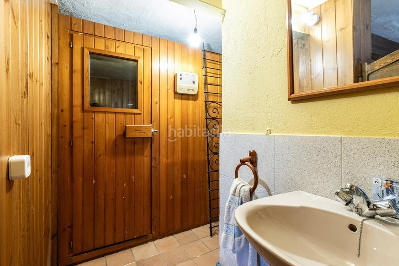 Foto 2bb6faa8-a8e4-46fd-995e-e6f70bdcc900. Chalet mpresionante casa en castellar del valles, zona Airesol en Castellar del Vallès