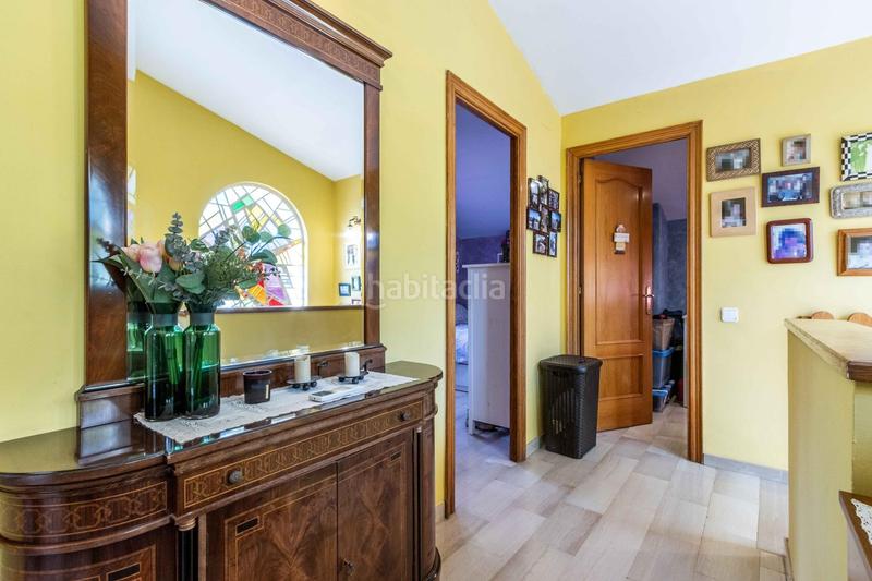 Foto a7e4b168-fe4d-439c-b319-f72398da4f76. Chalet mpresionante casa en castellar del valles, zona Airesol en Castellar del Vallès