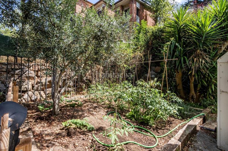 Foto ec5b503a-3610-43d7-ac39-97e5c544308f. Chalet mpresionante casa en castellar del valles, zona Airesol en Castellar del Vallès