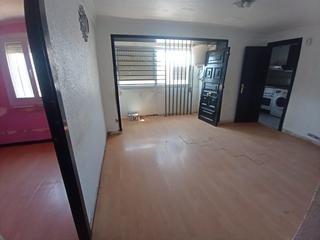 Appartement à Els Merinals. Piso a reformar en els merinals