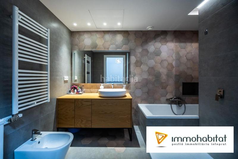 Foto 3a6b89dc-064e-4538-bcad-4c79d6941cc5. Maison avec chauffage piscine dans Gràcia Sabadell