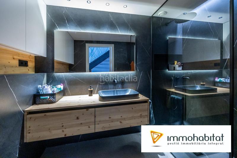 Foto 72777242-d1fc-42f7-8888-fbb05fef979c. Maison avec chauffage piscine dans Gràcia Sabadell