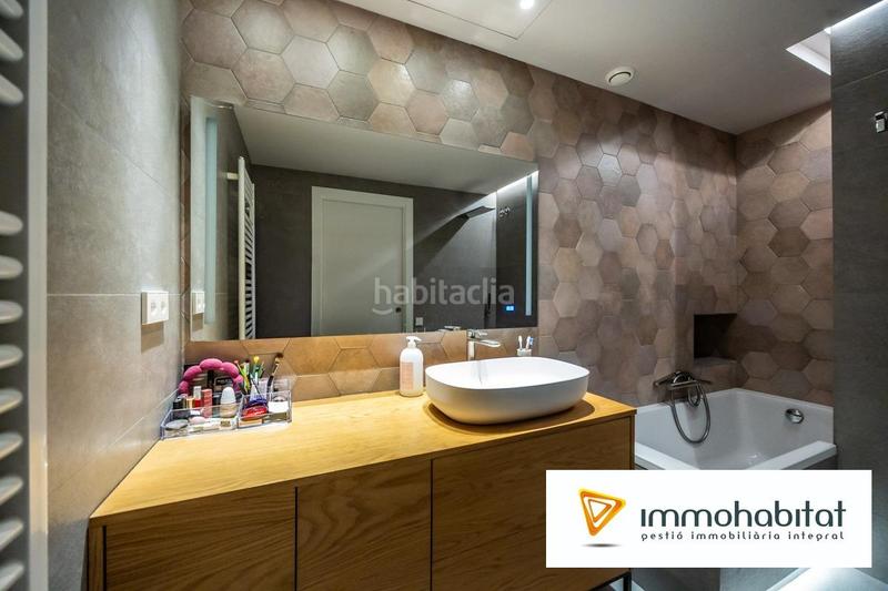 Foto 93aa3e77-39a8-4e8b-9aa4-13218dced3ff. Maison avec chauffage piscine dans Gràcia Sabadell