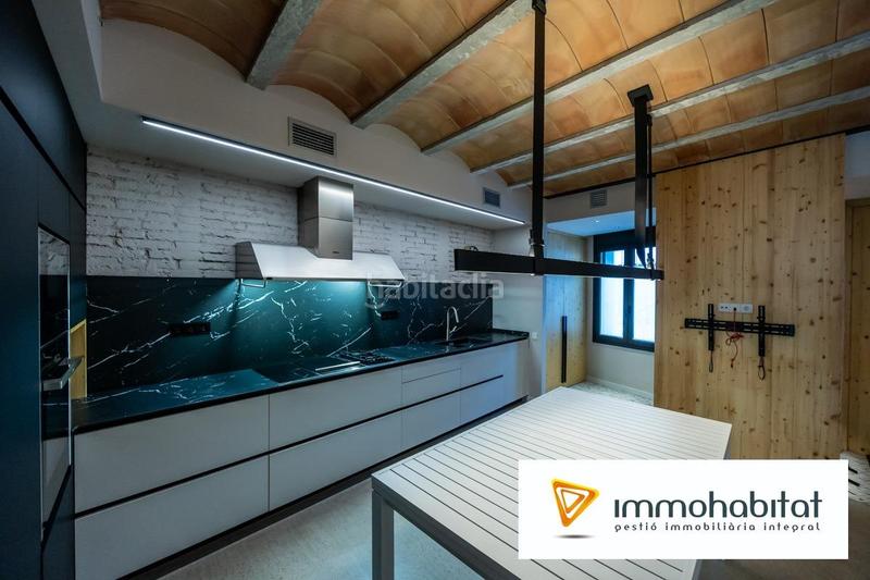 Foto da7e2241-53a8-4f6b-b9fc-b21d2b7b7885. Maison avec chauffage piscine dans Gràcia Sabadell