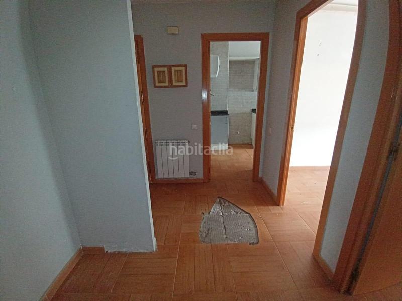 Foto 7d42ce7a-4a46-48ee-b1b6-9f0d3ead1819. Piso  amplio con 3 habitaciones y plaza de parking en Sabadell