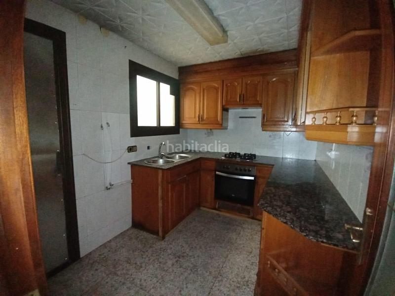 Foto c0fca3c9-2e55-43c9-9006-e10b0e3c80d1. Piso  de 3 habitaciones con ascensor en Mas Rampinyo - Montcada Nova - Carrerada Montcada i Reixac
