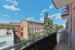Appartamento in Concòrdia. Piso en la concordia de 3 habitaciones