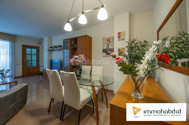 Foto cb75f326-3d78-4460-ab39-e3f91a416c50. Piano terra con riscaldamento parcheggio in Can Puiggener Sabadell