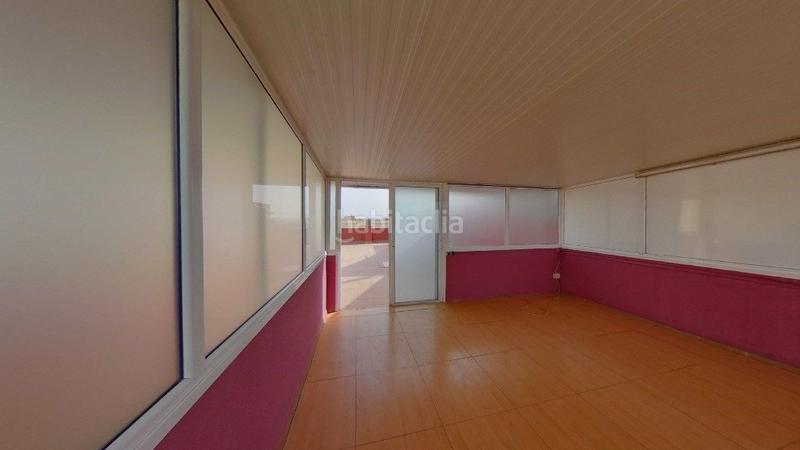 Foto bbaedfd4-c42e-4cdd-9e86-131734648952. Etagenwohnung mit heizung in Torre-romeu Sabadell