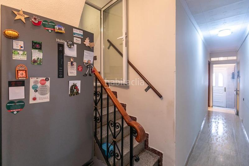 Foto f435e92b-f2ef-49a5-8e36-ce436241ca58. Casa a Centre Sabadell