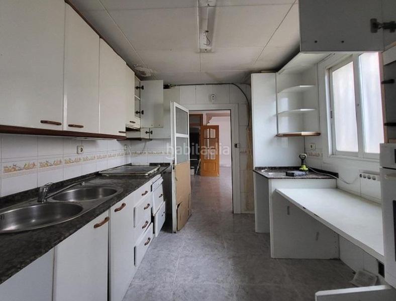 Foto c8e4f815-4b16-4e77-acef-4d17e6464e14. Maison avec parking dans Creu Alta Sabadell