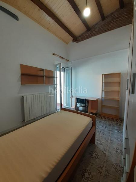 Foto bac3fbd5-53e4-47d5-9747-c7c548701619. Alquiler casa se alquila casa en el centro en Centre Sabadell