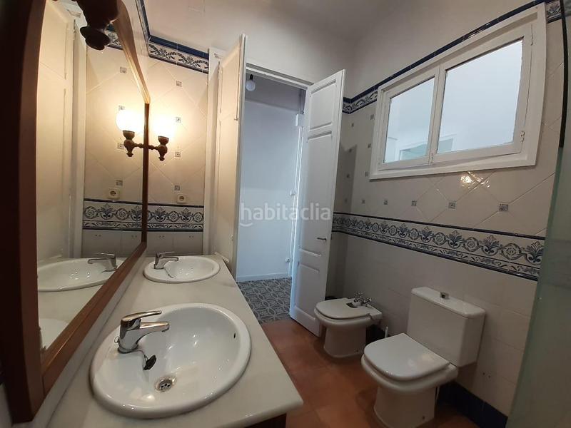 Foto b7632704-e8de-4698-8979-06789f947c87. Lloguer casa amb calefacció a Centre Sabadell