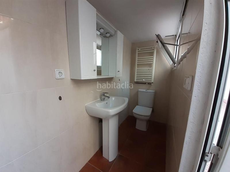 Foto 9ccf37ae-fc33-49ea-acdf-fe9fbb530302. Rent house with heating in Centre Sabadell