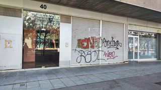 Local Comercial a Zona Esportiva. Local comercial en bruto en zona esportiva terrassa