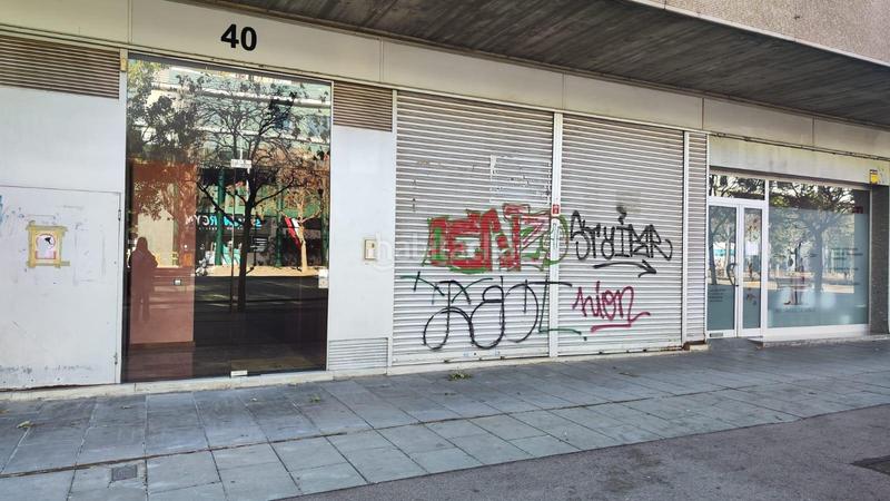 Foto 620a4485-0628-4c4c-b9df-1f8fd1d37a5e. Local commercial dans Zona Esportiva Terrassa