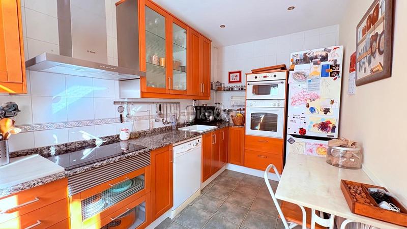 Foto 12b84597-719b-4d76-97de-62ac76ac80b2. House with heating parking in Can Deu Sabadell