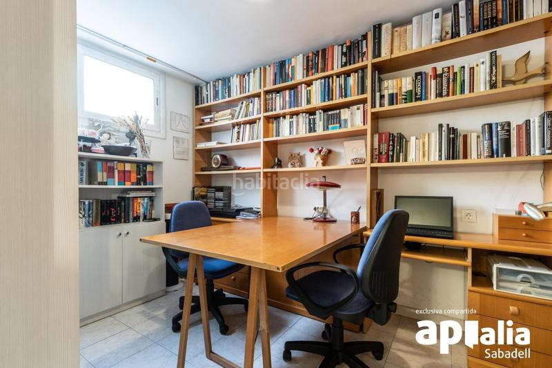 Foto d4de9f5d-1d0f-4f15-b0ba-d5138aadf934. Maison avec chauffage parking dans Creu Alta Sabadell