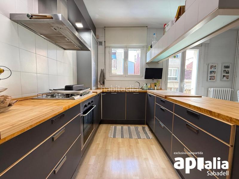 Foto ae009ab4-8da1-48cb-9571-25d2938bd1b3. Maison avec chauffage parking dans Creu Alta Sabadell