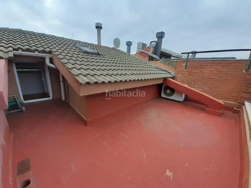 Foto fe70dd33-7bf6-488f-8338-78eab4bf6b40. Lloguer pis amb calefacció aparcament a Centre Sabadell