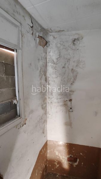Foto ede7331a-dc6b-4aaf-bce8-ad03849c7943. Casa a Can Puiggener Sabadell