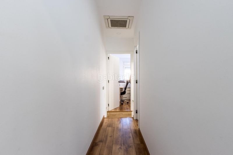 Foto 3a0d1df4-3f0c-4a0e-8a5a-d131256157d3. Casa amb calefacció aparcament a Gràcia Sabadell