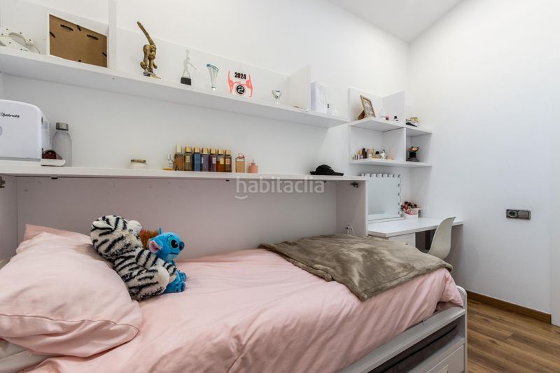 Foto a20ab540-3662-408b-bc32-2426a94aad4f. Casa amb calefacció aparcament a Gràcia Sabadell