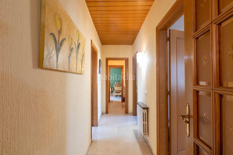 Foto e62f951f-d350-44cd-acaf-0b3308feab6b. Casa amb aparcament a Eixample - Can Bogunyà Castellar del Vallès
