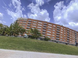 Local Comercial a Zona Esportiva. Local comercial en crt.matadepera terrassa