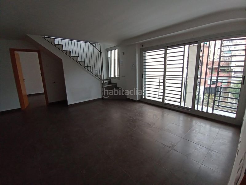 Foto fafecb14-e78e-4e1d-89c8-5dbbf76268f2. Dúplex amb aparcament a Mercat Rubí