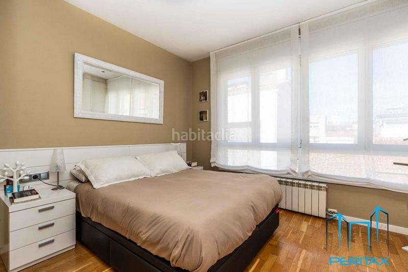 Foto b6bca7cd-fe8d-4bab-98c8-8732c0875651. Casa amb calefacció aparcament a Creu Alta Sabadell