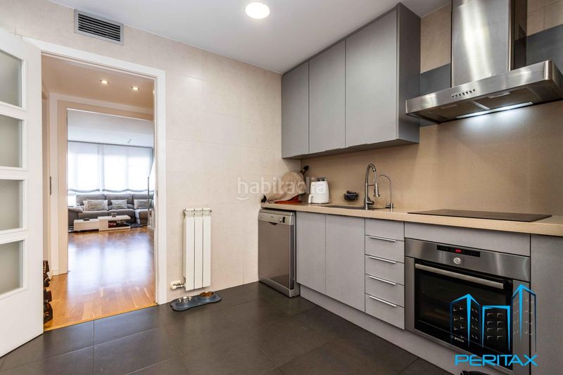 Foto d7c6d0a3-62f2-4cd5-8705-74f42c1a0fc5. Casa amb calefacció aparcament a Creu Alta Sabadell