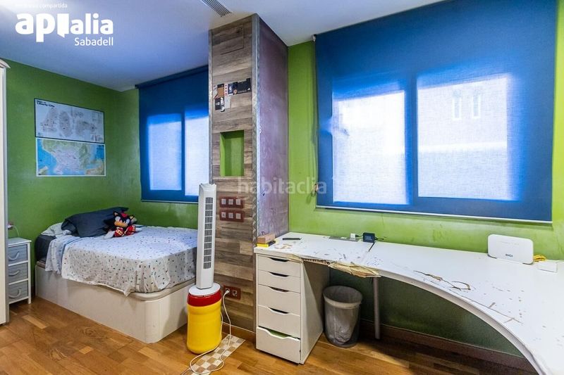 Foto 25b8b0a4-fcd5-4bdf-b7e9-d4b90ab1a8fa. Flat with heating parking in Eixample Sabadell