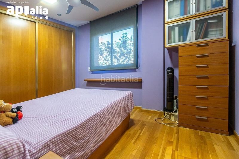 Foto 96c15f62-8516-4b01-a15f-29991c21fdef. Flat with heating parking in Eixample Sabadell