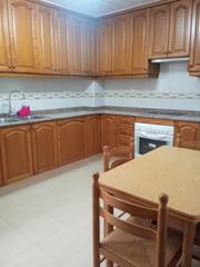 Lloguer Pis a Carrús Oeste. Se alquila vivienda con ascensor!