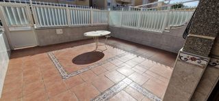 Casa adossada a Gran Playa. Triple cerca de la playa!