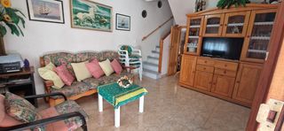 Casa adossada a Gran Playa. Triple cerca de la playa!