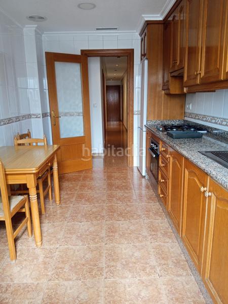 Foto 939df84d-6712-4efe-986a-ba5ed4f7afb9. Alquiler piso vivienda amueblada con garaje y ascensor en Elche / Elx