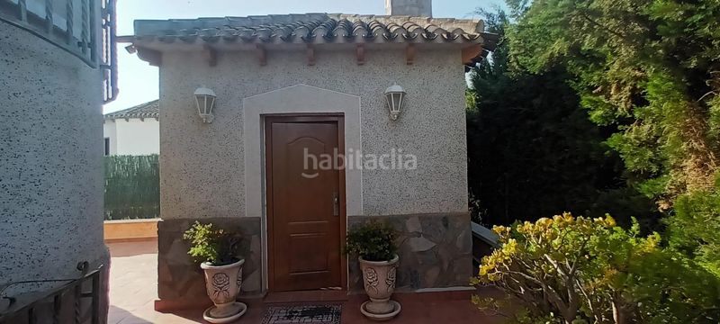 Foto 9d3ada53-caf2-411a-9436-bab19a09c51a. Xalet amb aparcament piscina a Benferri