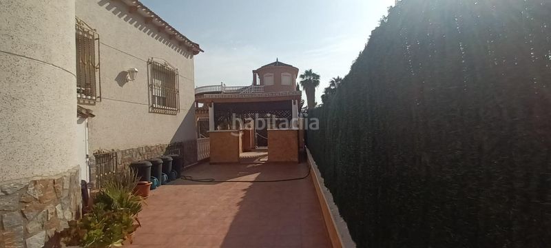 Foto f1e9a5b3-75b7-4953-b5ee-dc7d0ec67650. Xalet amb aparcament piscina a Benferri