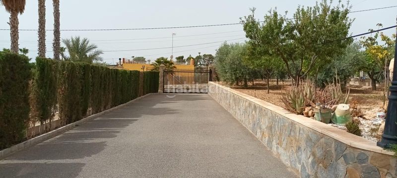 Foto 394b8c22-70cb-4024-8774-a799da39d7da. Xalet amb aparcament piscina a Jubalcoi Elche / Elx