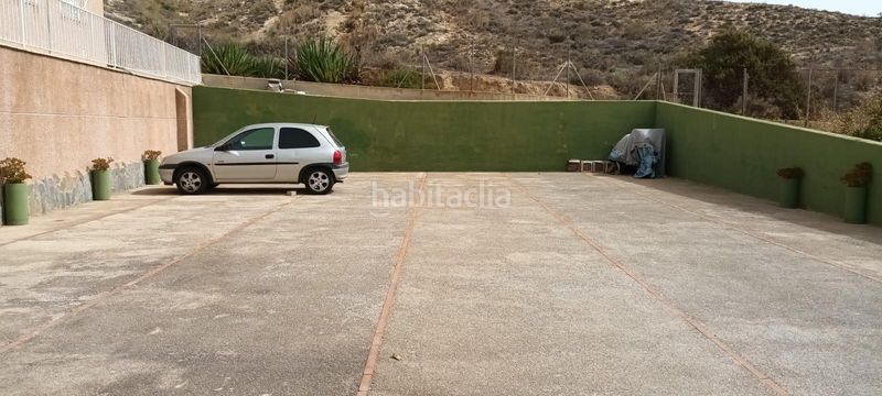 Foto 84f5eb5f-a94c-405b-b155-d7cf2cba585b. Xalet amb aparcament piscina a Jubalcoi Elche / Elx